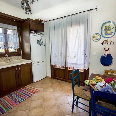 Rustic, Luxurious,garden 70m From The Sea Kalyves Polygyrou
